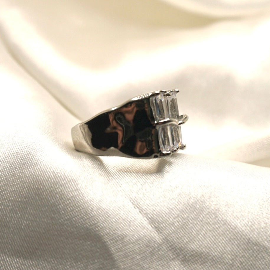 Glacier Sliver Ring