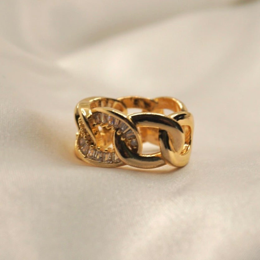 Link Gold Ring