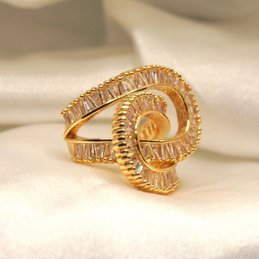 Aire Gold Ring