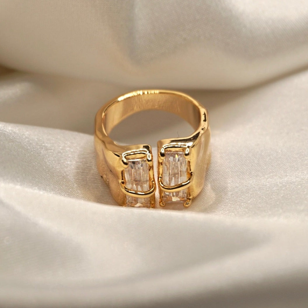 Glacier Gold Ring